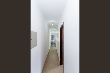 Casa à venda com 273m², 3 quartos e 6 vagasCorredor