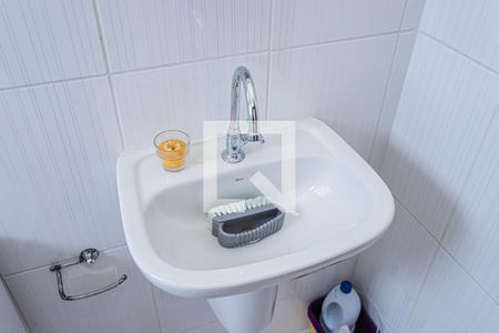 Casa à venda com 273m², 3 quartos e 6 vagasBanheiro suite 2