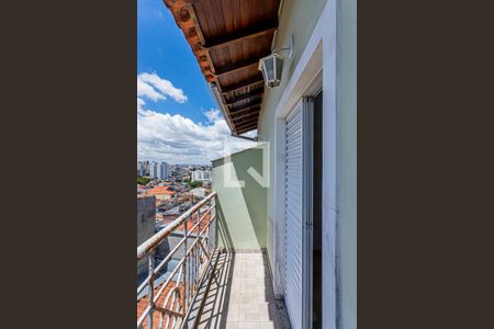 Casa à venda com 273m², 3 quartos e 6 vagasVaranda Suite 1