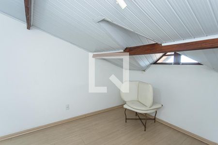 Casa à venda com 273m², 3 quartos e 6 vagasSala 1 - sótão