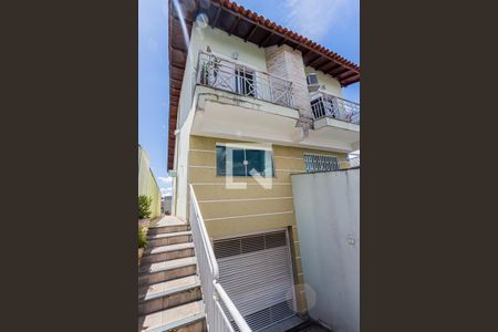 Casa à venda com 273m², 3 quartos e 6 vagasFachada interna