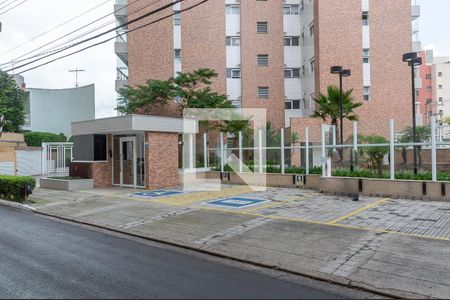 Apartamento à venda com 168m², 3 quartos e 3 vagasFachada