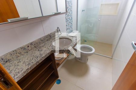 Banheiro da Suíte  de apartamento para alugar com 2 quartos, 62m² em Vila Alpina, São Paulo