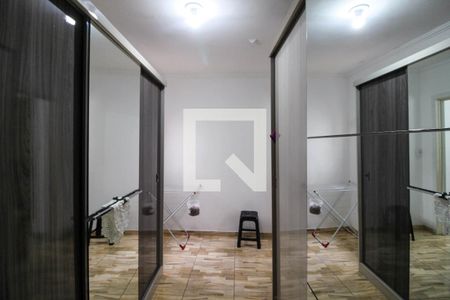 Casa para alugar com 122m², 2 quartos e 3 vagasCloset