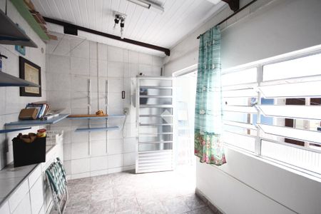 Casa à venda com 114m², 2 quartos e 1 vagaQuarto de Serviço