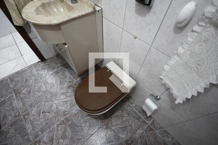 Casa à venda com 114m², 2 quartos e 1 vagaBanheiro