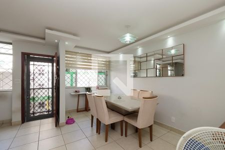 Sala de casa à venda com 4 quartos, 210m² em Vila Isabel, Rio de Janeiro
