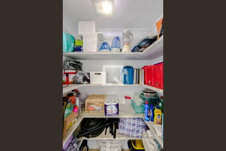 Casa à venda com 230m², 4 quartos e 4 vagasDespensa