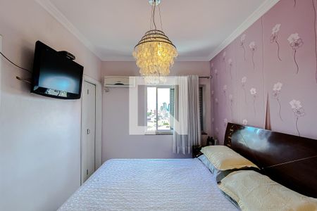 Casa à venda com 230m², 4 quartos e 4 vagasQuarto 3 - Suíte