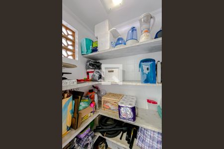 Casa à venda com 230m², 4 quartos e 4 vagasDespensa