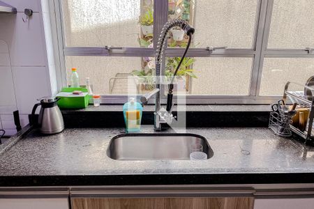 Casa à venda com 230m², 4 quartos e 4 vagasCozinha