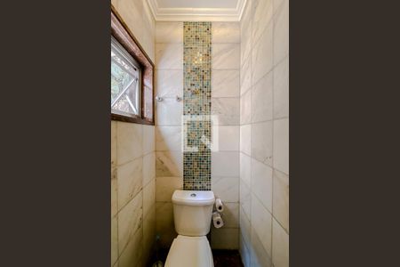 Casa à venda com 230m², 4 quartos e 4 vagasLavabo