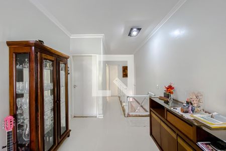 Casa à venda com 230m², 4 quartos e 4 vagasSala