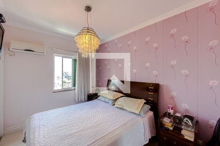 Casa à venda com 230m², 4 quartos e 4 vagasQuarto 3 - Suíte