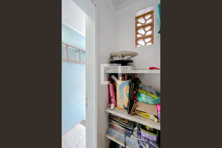 Casa à venda com 230m², 4 quartos e 4 vagasDespensa