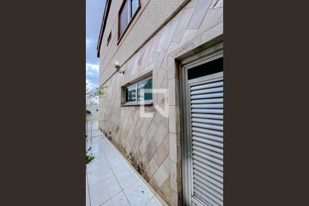 Casa à venda com 230m², 4 quartos e 4 vagasQuintal