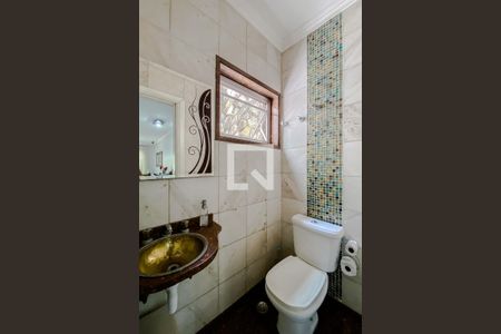 Casa à venda com 230m², 4 quartos e 4 vagasLavabo