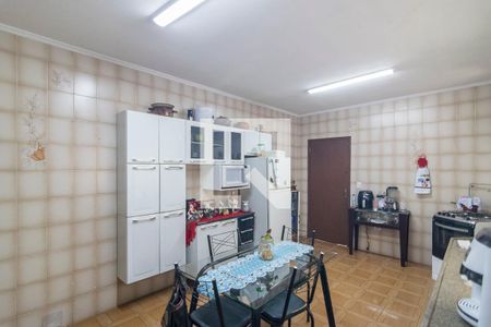 Casa à venda com 125m², 3 quartos e 2 vagasCozinha