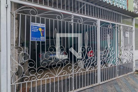 Casa à venda com 125m², 3 quartos e 2 vagasFachada