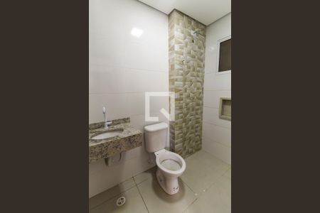 Apartamento para alugar com 44m², 2 quartos e sem vagaBanheiro