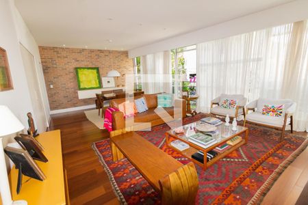 Sala de apartamento à venda com 3 quartos, 126m² em Lagoa, Rio de Janeiro