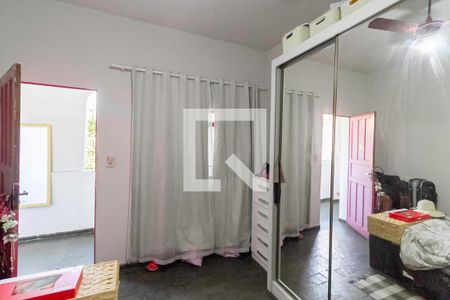 Quarto 1 de casa à venda com 3 quartos, 166m² em Novo Glória, Belo Horizonte