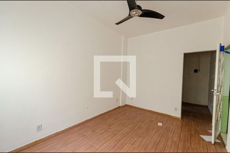 Sala de apartamento para alugar com 1 quarto, 26m² em Centro, Niterói