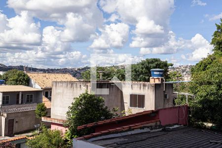 Vista da sala  de apartamento à venda com 3 quartos, 63m² em Letícia, Belo Horizonte
