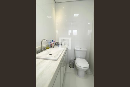 Casa de condomínio à venda com 361m², 5 quartos e 4 vagasBanheiro da Suíte 4