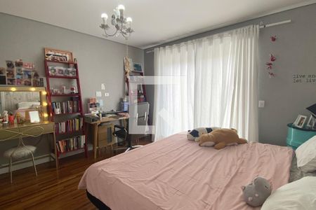 Casa de condomínio à venda com 361m², 5 quartos e 4 vagasSuíte 2