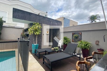 Casa de condomínio à venda com 361m², 5 quartos e 4 vagasPiscina