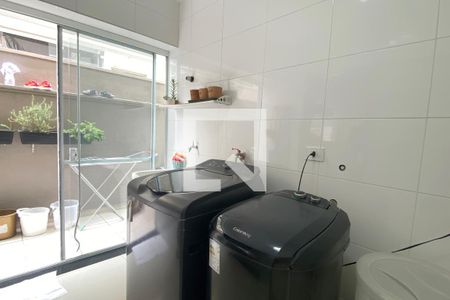 Casa de condomínio à venda com 361m², 5 quartos e 4 vagasÁrea de Serviço