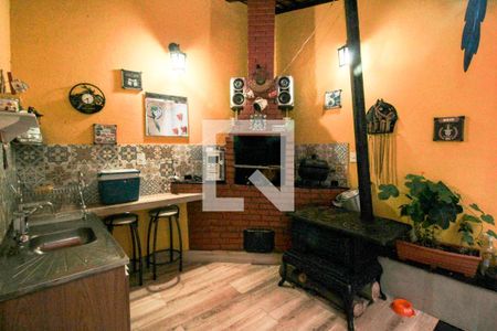 Casa à venda com 257m², 5 quartos e 4 vagasChurrasqueira