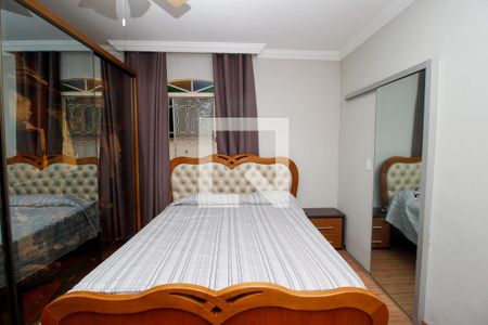 Casa à venda com 257m², 5 quartos e 4 vagasSuite