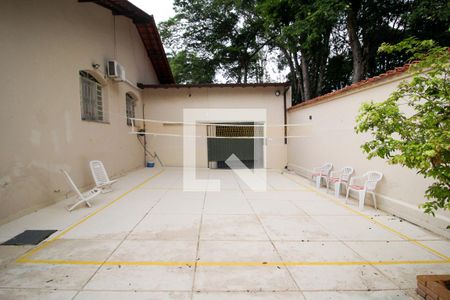 Casa à venda com 257m², 5 quartos e 4 vagasArea Externa