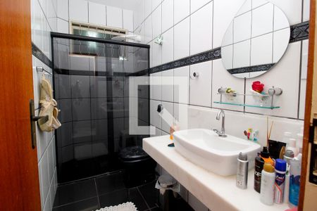 Casa à venda com 257m², 5 quartos e 4 vagasBanheiro Social