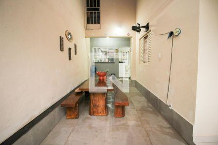 Casa à venda com 257m², 5 quartos e 4 vagasArea Externa