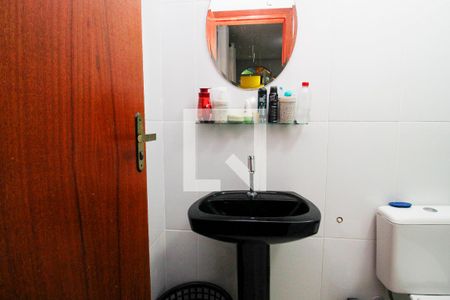 Casa à venda com 257m², 5 quartos e 4 vagasBanheiro Suite 2