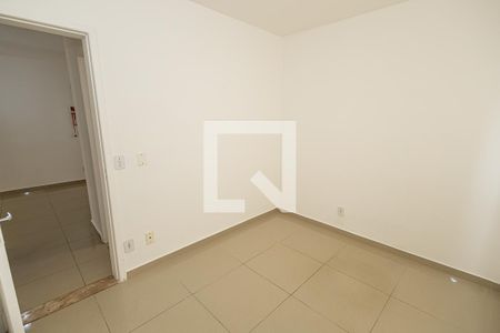 Quarto 1 de apartamento para alugar com 2 quartos, 98m² em Frei Leopoldo, Belo Horizonte