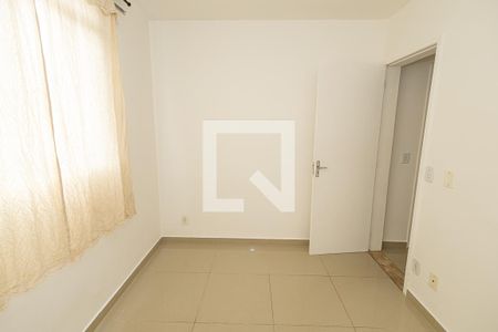 Quarto 1 de apartamento para alugar com 2 quartos, 98m² em Frei Leopoldo, Belo Horizonte