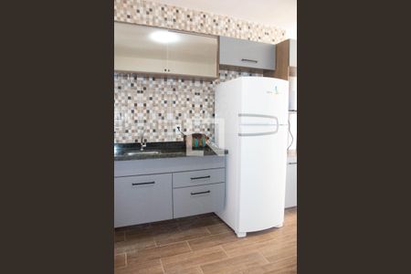 Sala e Cozinha de kitnet/studio para alugar com 1 quarto, 24m² em Vila Mazzei, São Paulo