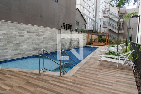 Apartamento à venda com 34m², 2 quartos e sem vaga Apartamento à venda com 34m², 2 quartos e sem vagaPiscina