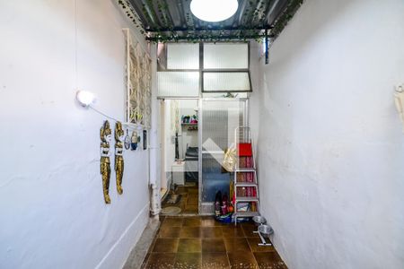 Casa à venda com 57m², 2 quartos e 1 vagaÁrea de Serviço