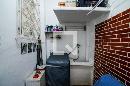 Casa à venda com 57m², 2 quartos e 1 vagaÁrea de Serviço