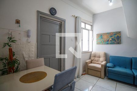 Sala de casa à venda com 2 quartos, 57m² em Tijuca, Rio de Janeiro