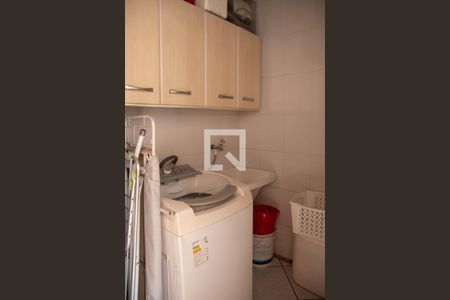 Casa à venda com 185m², 3 quartos e 2 vagasÁrea de Serviço