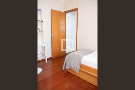 Casa à venda com 185m², 3 quartos e 2 vagasQuarto 3