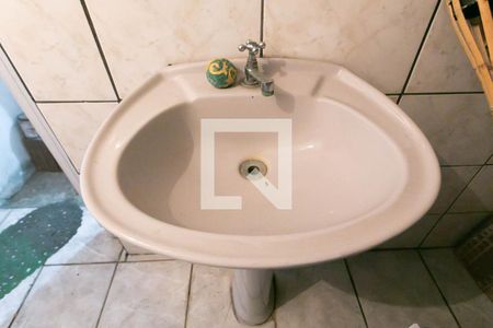 Casa à venda com 160m², 3 quartos e 3 vagasDetalhe banheiro