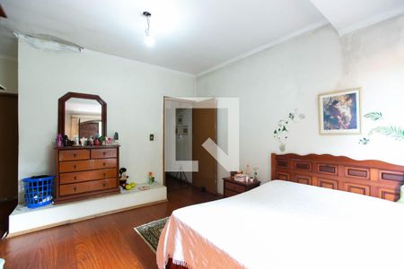 Casa à venda com 160m², 3 quartos e 3 vagasSuíte