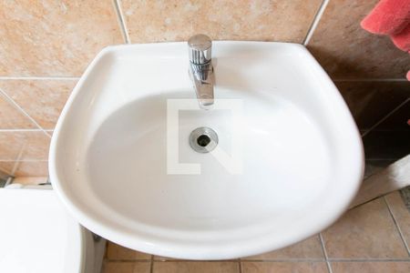 Casa à venda com 160m², 3 quartos e 3 vagasDetalhe banheiro